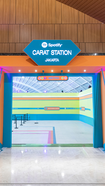 Pintu masuk metro di Jakarta didesain ulang untuk mempromosikan Carat Station milik Seventeen